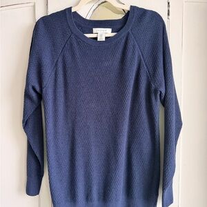 Elegant ASPEN Women's Navy Crew Neck Sweater